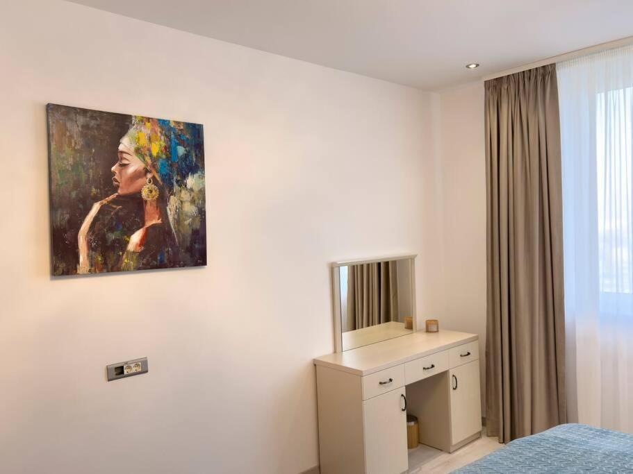 Luxury 2 Bedroom Apartment Bucharest Exterior photo